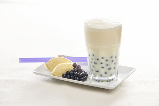 Milkshake vanille et perles de myrtille